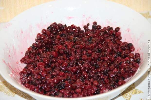 пирог с брусникой пирог с брусникой