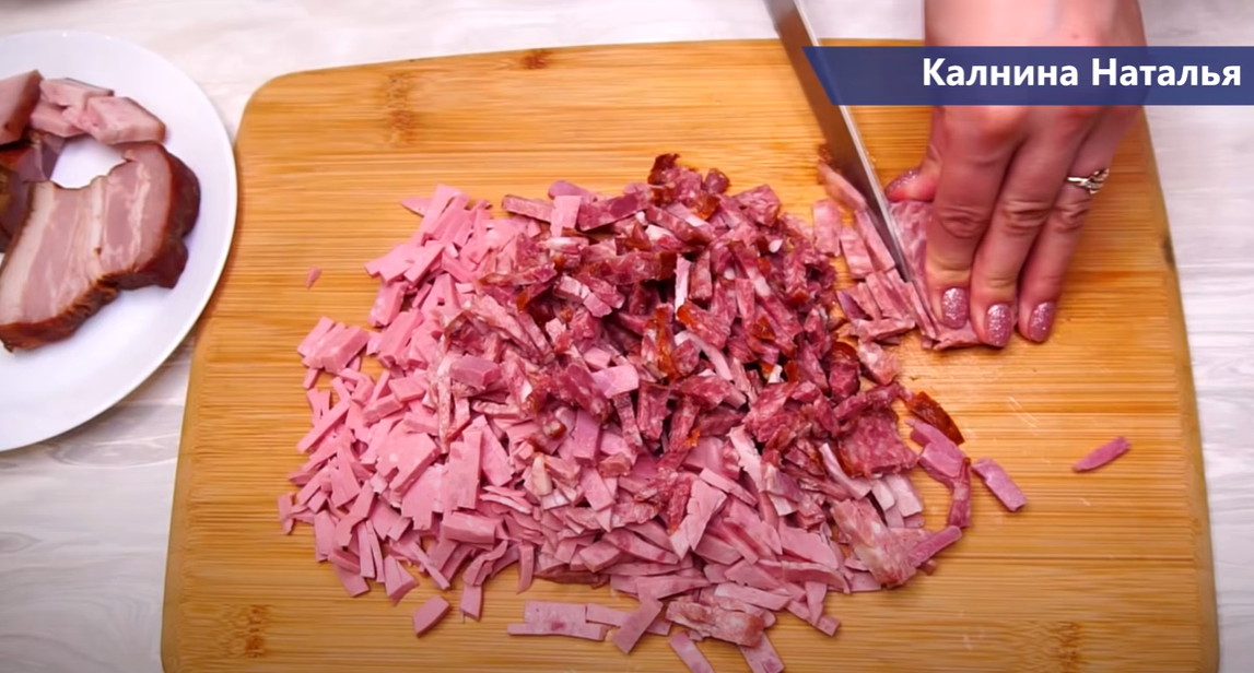 Спасибо соседке за подсказку. Солянка сборная мясная теперь у меня получается еще вкуснее чем я готовила раньше. Делюсь рецептом
