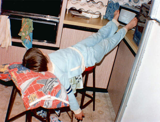 funny-kids-sleeping-anywhere-102-57aaca667a780__605