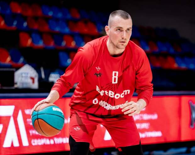 Баскетболист Глеб Голдырев стал игроком "Самары" на один год