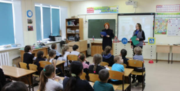 Госавтоинспекторы Самарской области в игровой форме напомнили ребятам Правила дорожного движения