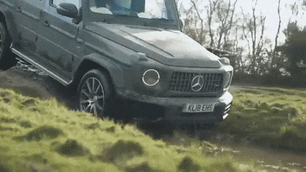 Где сможет проехать Гелендваген, там проедет и маленький Suzuki Jimny: видео