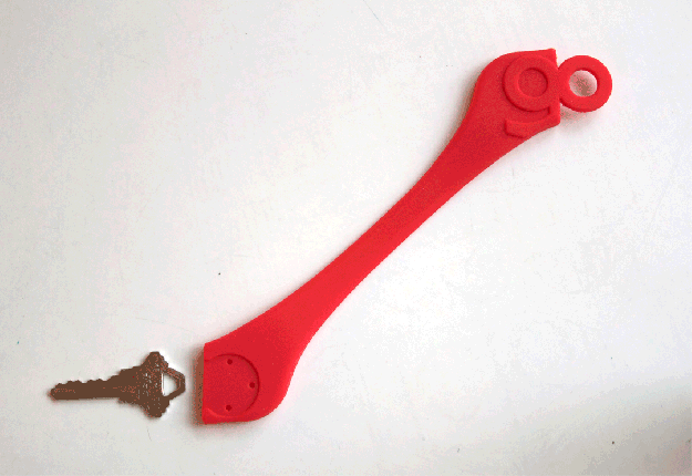This-bracelet-that-lets-you-keep-important-keys-on-you-wherever-whenever.